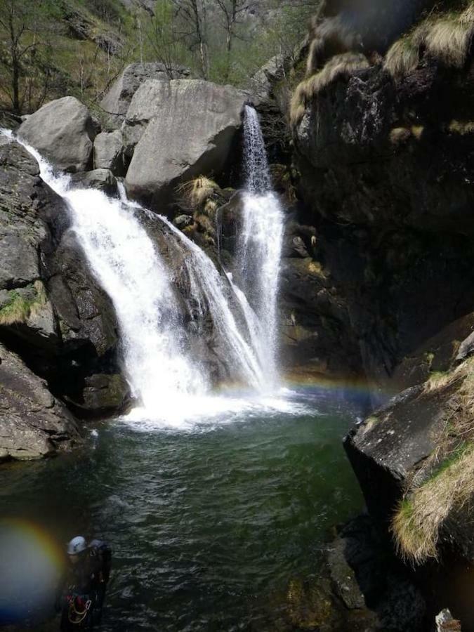 La Casetta Nel Cuore Del Parco Locana Bagian luar foto