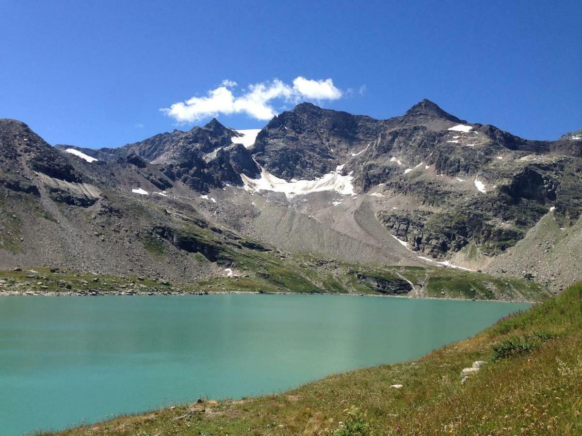 La Casetta Nel Cuore Del Parco Locana Bagian luar foto